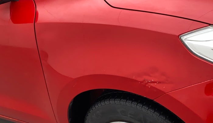 2018 Maruti Swift VXI, CNG, Manual, 91,586 km, Right fender - Minor scratches