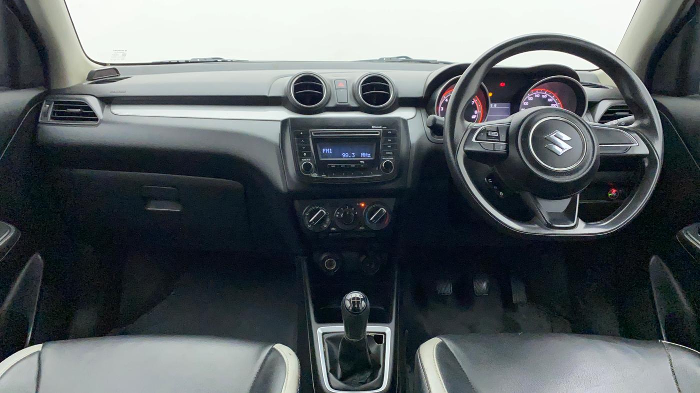 2018 Maruti Swift VXI, CNG, Manual, 91,586 km, Dashboard