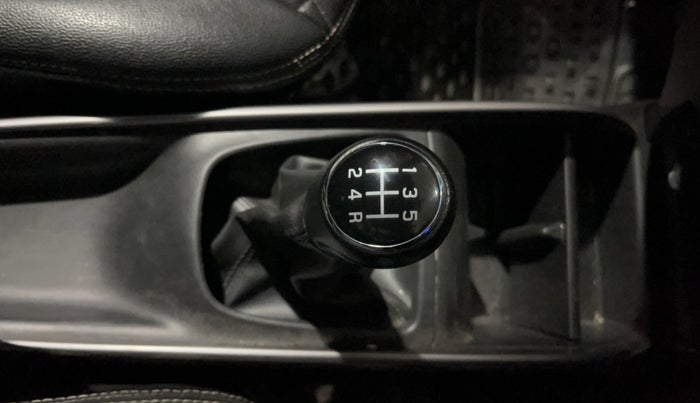 2021 Maruti Baleno DELTA PETROL 1.2, CNG, Manual, 51,393 km, Gear Lever