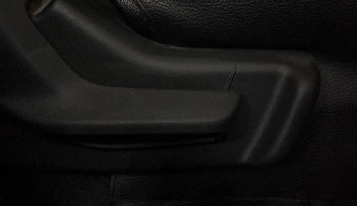 2021 Maruti Baleno DELTA PETROL 1.2, CNG, Manual, 51,393 km, Driver Side Adjustment Panel