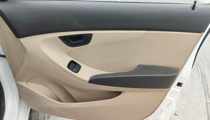 2014 Hyundai Eon ERA +, Petrol, Manual, 51,851 km, Driver Side Door Panels Control