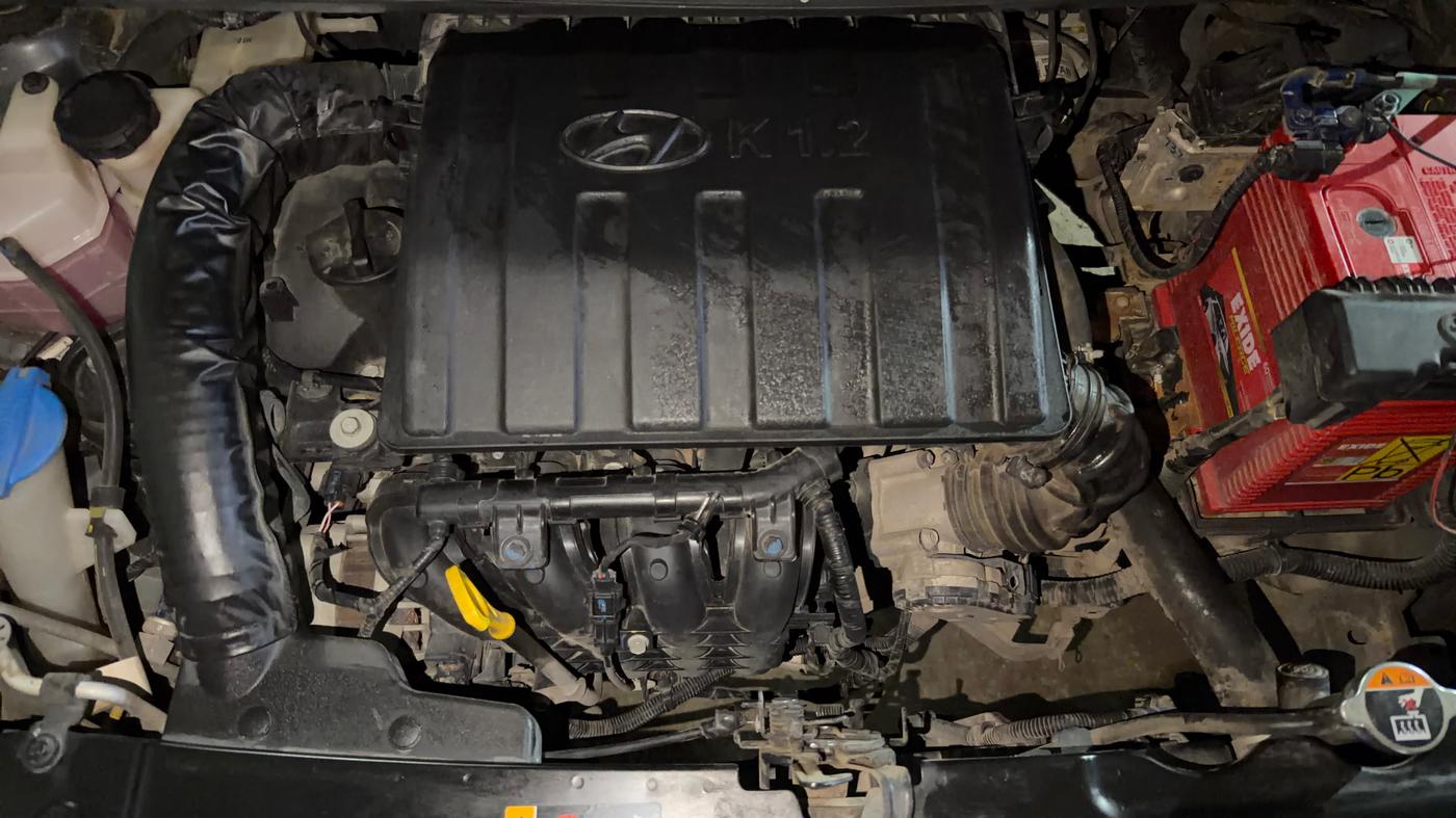 2024 Hyundai AURA E 1.2, Petrol, Manual, 36,131 km, Engine View