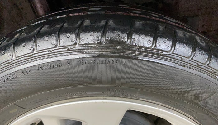 2017 Honda Jazz 1.2L I-VTEC V AT, Petrol, Automatic, 51,918 km, Right Rear Tyre Tread