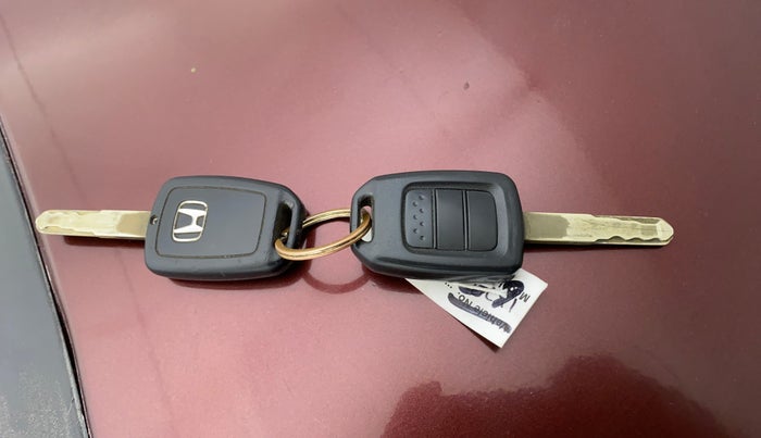 2017 Honda Jazz 1.2L I-VTEC V AT, Petrol, Automatic, 51,918 km, Key Close Up