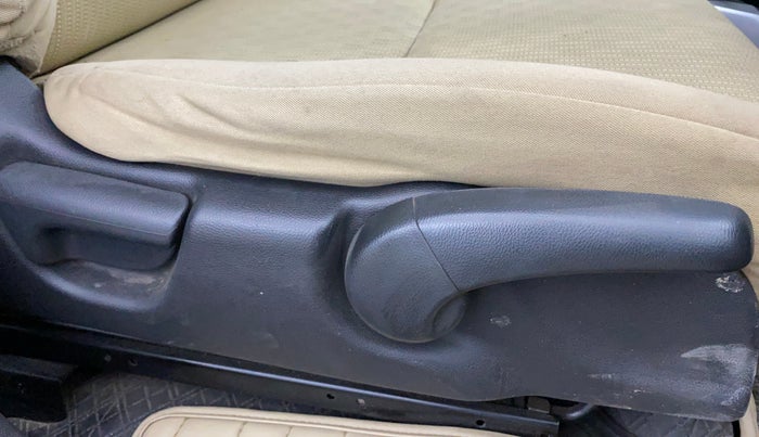 2017 Honda Jazz 1.2L I-VTEC V AT, Petrol, Automatic, 51,918 km, Driver Side Adjustment Panel