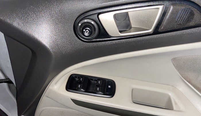 2017 Ford Ecosport TITANIUM 1.5L DIESEL, Diesel, Manual, 77,078 km, Driver Side Door Panels Control