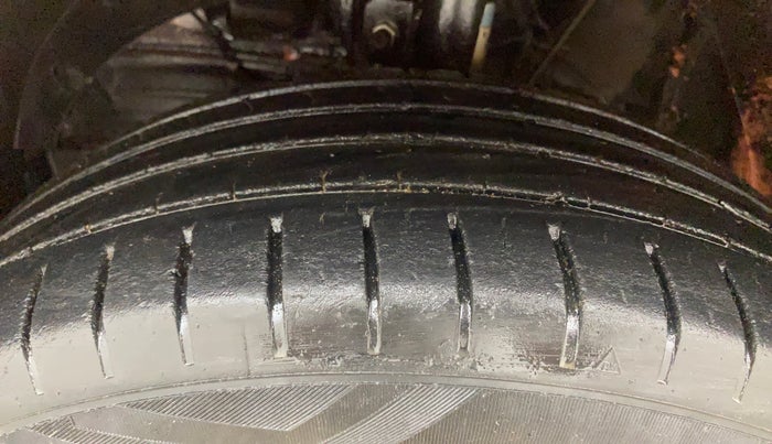 2020 Maruti Baleno ZETA PETROL 1.2, Petrol, Manual, 61,664 km, Left Front Tyre Tread