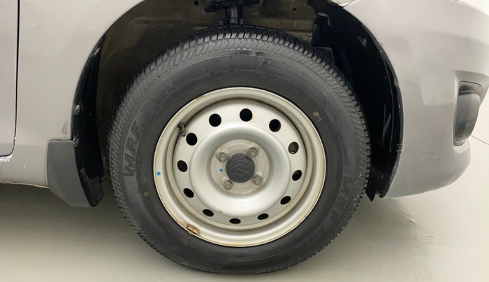 2013 Maruti Swift Dzire LXI, Petrol, Manual, 19,559 km, Right Front Wheel