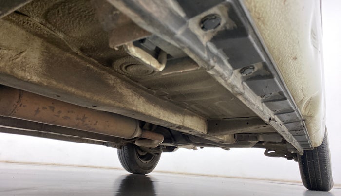 2012 Maruti Swift LXI, Petrol, Manual, 70,423 km, Right Side Underbody