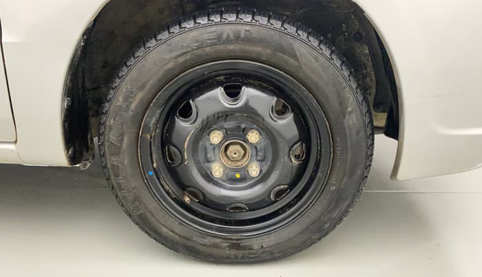 2011 Maruti Zen Estilo VXI, Petrol, Manual, 49,508 km, Right Front Wheel