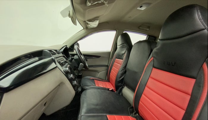 2017 Mahindra Kuv100 K2 6 STR, Petrol, Manual, 50,444 km, Right Side Front Door Cabin