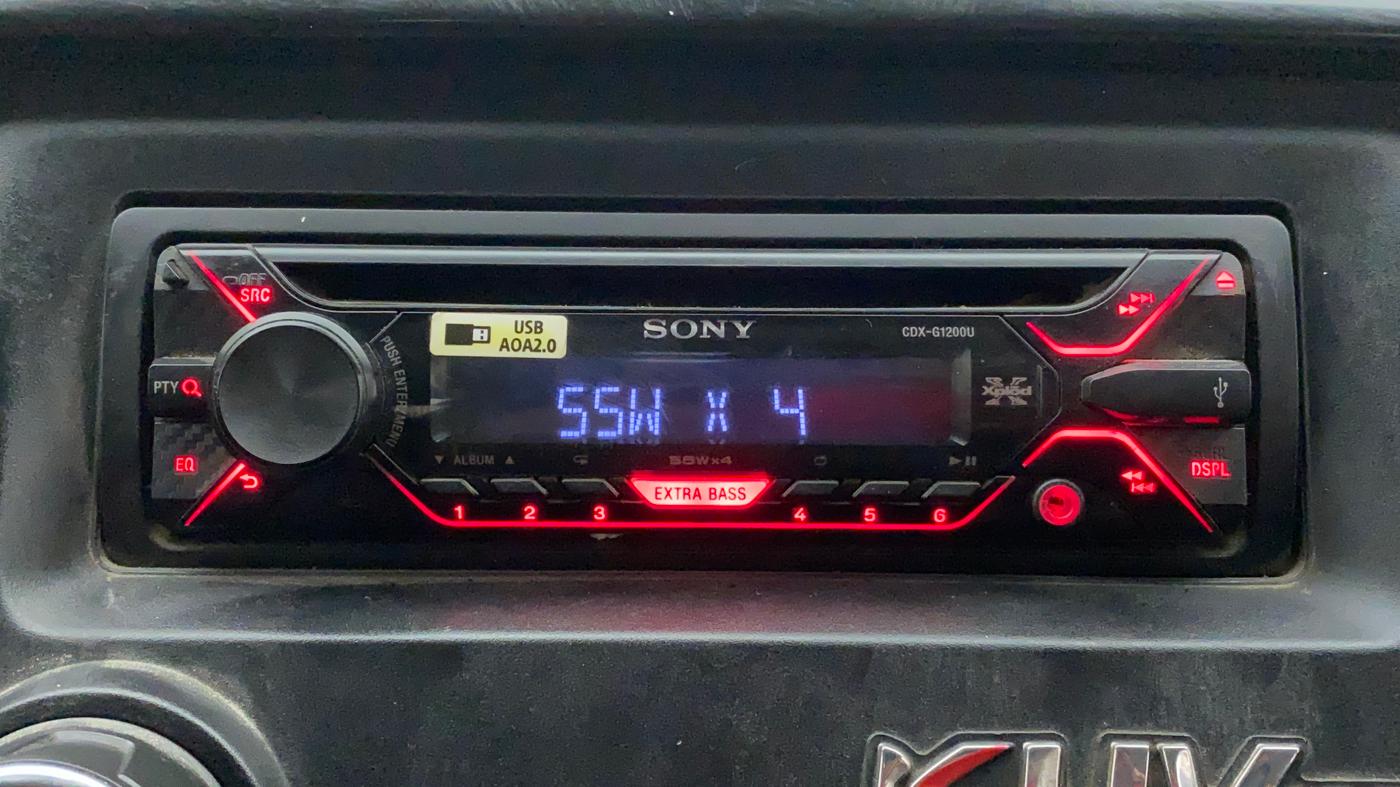 2017 Mahindra Kuv100 K2 6 STR, Petrol, Manual, 50,444 km, Infotainment System