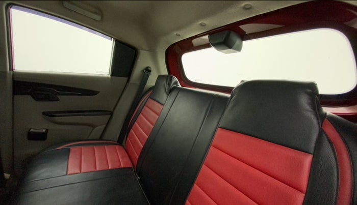 2017 Mahindra Kuv100 K2 6 STR, Petrol, Manual, 50,444 km, Right Side Rear Door Cabin