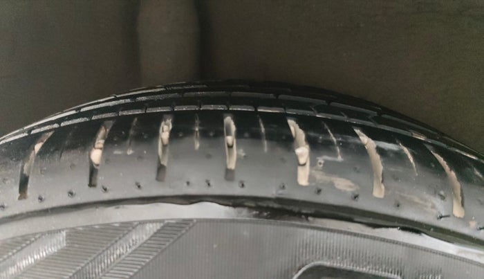 2018 Honda Jazz 1.2L I-VTEC V AT, Petrol, Automatic, 50,494 km, Right Rear Tyre Tread