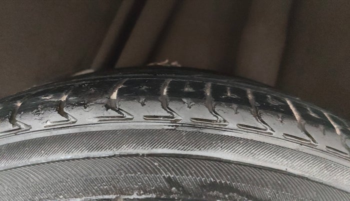 2018 Honda Jazz 1.2L I-VTEC V AT, Petrol, Automatic, 50,494 km, Left Rear Tyre Tread