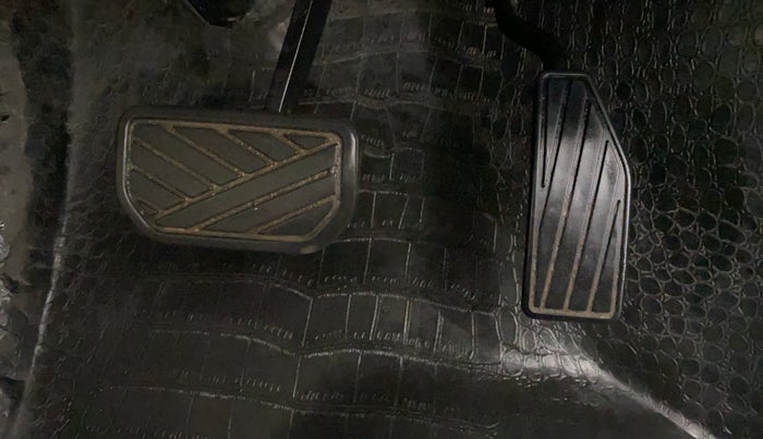 2022 Maruti New Wagon-R ZXI PLUS 1.2 AMT, Petrol, Automatic, 72,600 km, Pedals