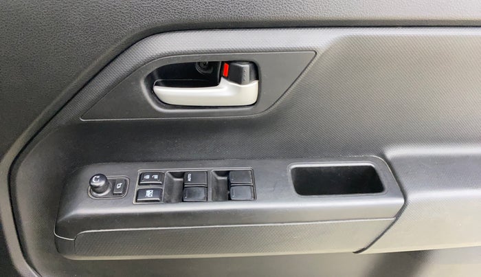 2022 Maruti New Wagon-R ZXI PLUS 1.2 AMT, Petrol, Automatic, 72,600 km, Driver Side Door Panels Control
