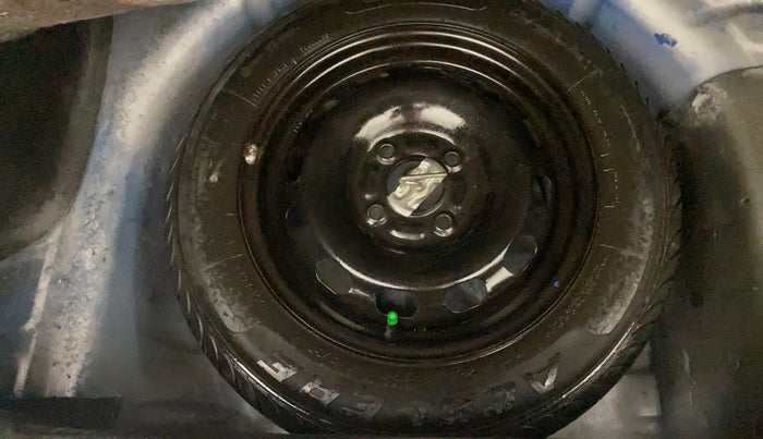 2013 Ford Figo ZXI 1.2 PETROL, Petrol, Manual, 96,606 km, Spare Tyre