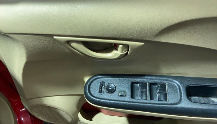 2015 Honda Brio S MT, Petrol, Manual, 51,534 km, Driver Side Door Panels Control