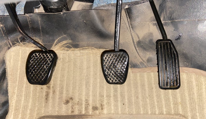 2015 Honda Brio S MT, Petrol, Manual, 51,534 km, Pedals