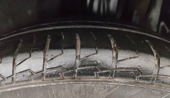 2021 Maruti S Cross ZETA 1.5, Petrol, Manual, 31,115 km, Left Rear Tyre Tread