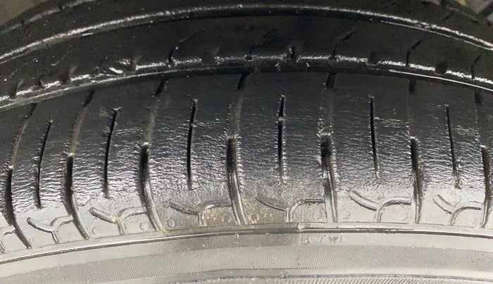 2021 Hyundai NEW SANTRO SPORTZ AMT, Petrol, Automatic, 37,553 km, Right Front Tyre Tread