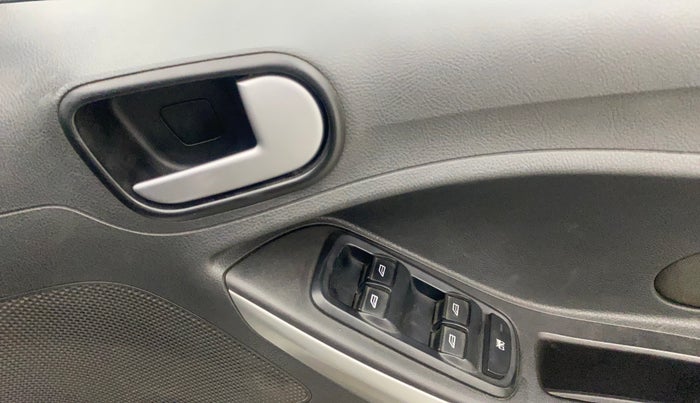 2016 Ford Figo Aspire TITANIUM 1.5 PETROL AT, Petrol, Automatic, 90,179 km, Driver Side Door Panels Control