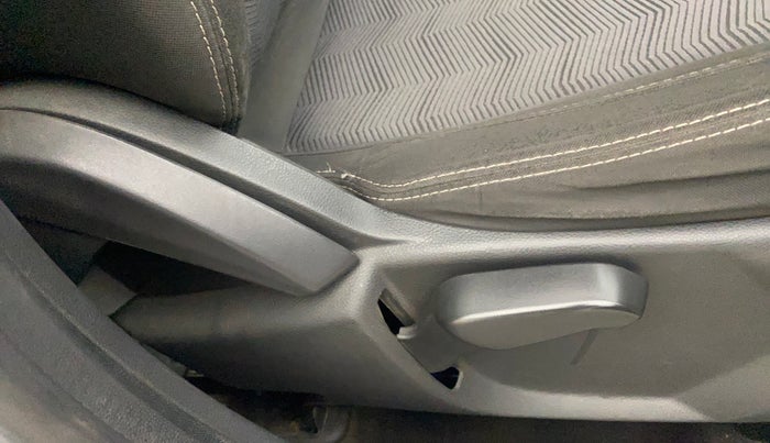 2016 Ford Figo Aspire TITANIUM 1.5 PETROL AT, Petrol, Automatic, 90,179 km, Driver Side Adjustment Panel