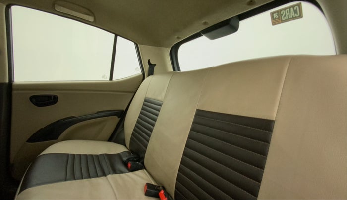 2016 Hyundai i10 MAGNA 1.1, Petrol, Manual, 73,729 km, Right Side Rear Door Cabin