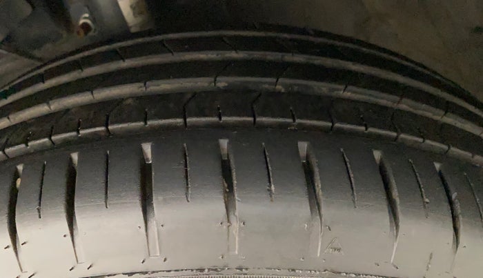 2023 Toyota Glanza G, Petrol, Manual, 14,552 km, Left Front Tyre Tread