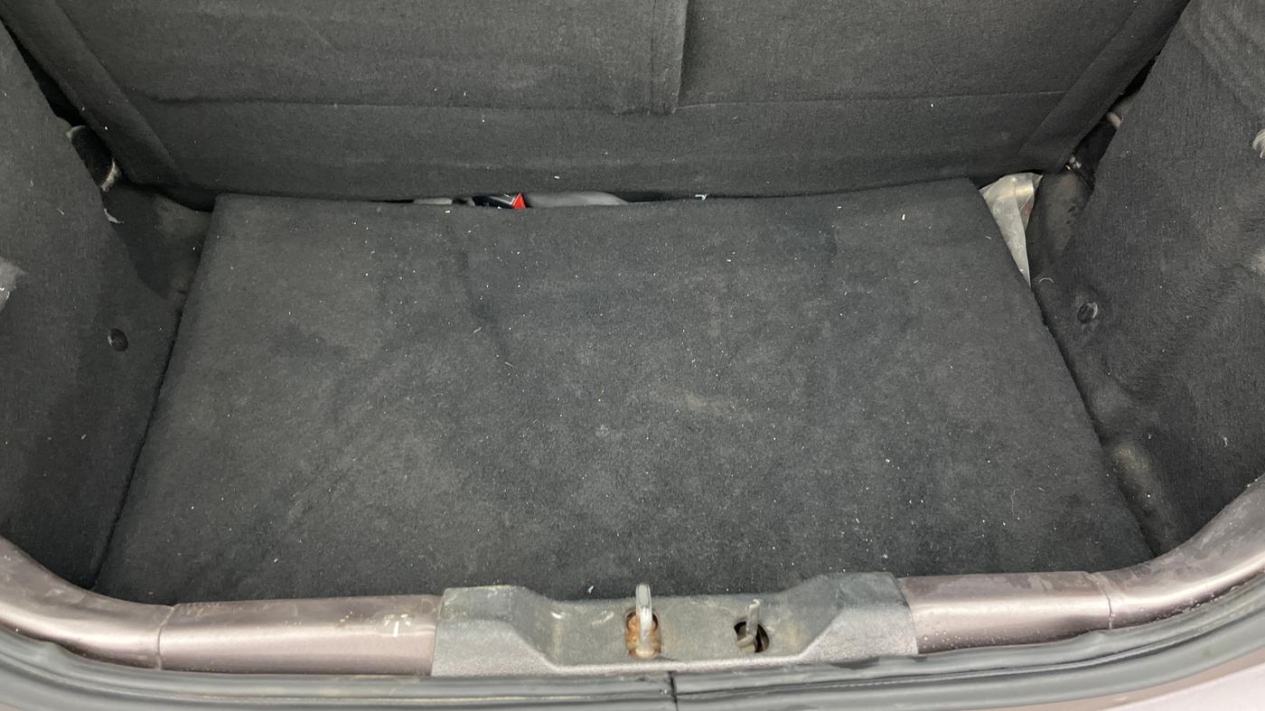 2017 Tata Tiago XZ DIESEL, Diesel, Manual, 93,439 km, Boot Inside