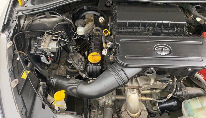 2022 Tata Tiago XZ PLUS CNG, CNG, Manual, 27,657 km, Engine View - Right