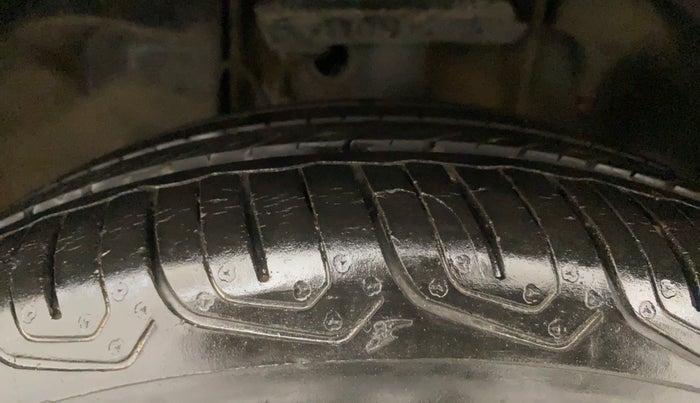 2022 Tata Tiago XZ PLUS CNG, CNG, Manual, 27,657 km, Left Front Tyre Tread