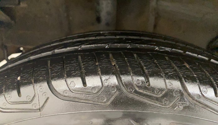 2022 Tata Tiago XZ PLUS CNG, CNG, Manual, 27,657 km, Right Rear Tyre Tread