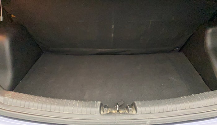 2014 Hyundai Grand i10 ASTA AT 1.2 KAPPA VTVT, Petrol, Automatic, 73,674 km, Boot Inside