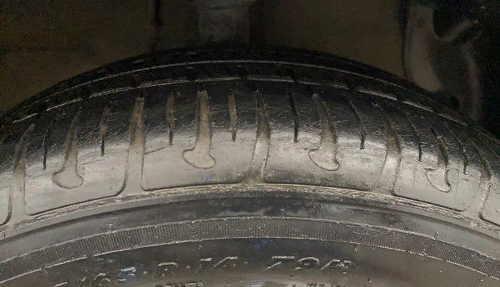 2014 Hyundai Grand i10 ASTA AT 1.2 KAPPA VTVT, Petrol, Automatic, 73,674 km, Right Front Tyre Tread