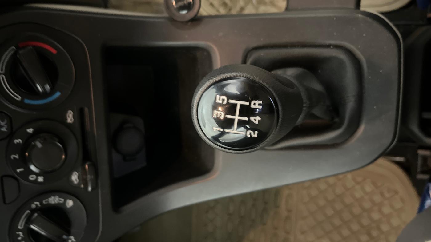 2024 Maruti New Wagon-R VXI 1.0, Petrol, Manual, 13,388 km, Gear Lever