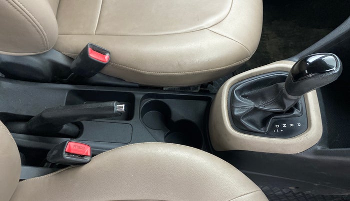 2017 Hyundai Grand i10 SPORTZ (O) AT 1.2 KAPPA VTVT, Petrol, Automatic, 45,928 km, Gear Lever