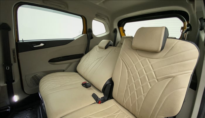 2021 Renault TRIBER RXZ AT, Petrol, Automatic, 10,744 km, Reclining Back Row Seats