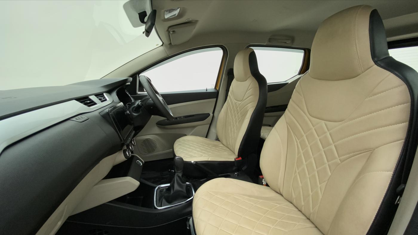 2021 Renault TRIBER RXZ AT, Petrol, Automatic, 10,744 km, Right Side Front Door Cabin