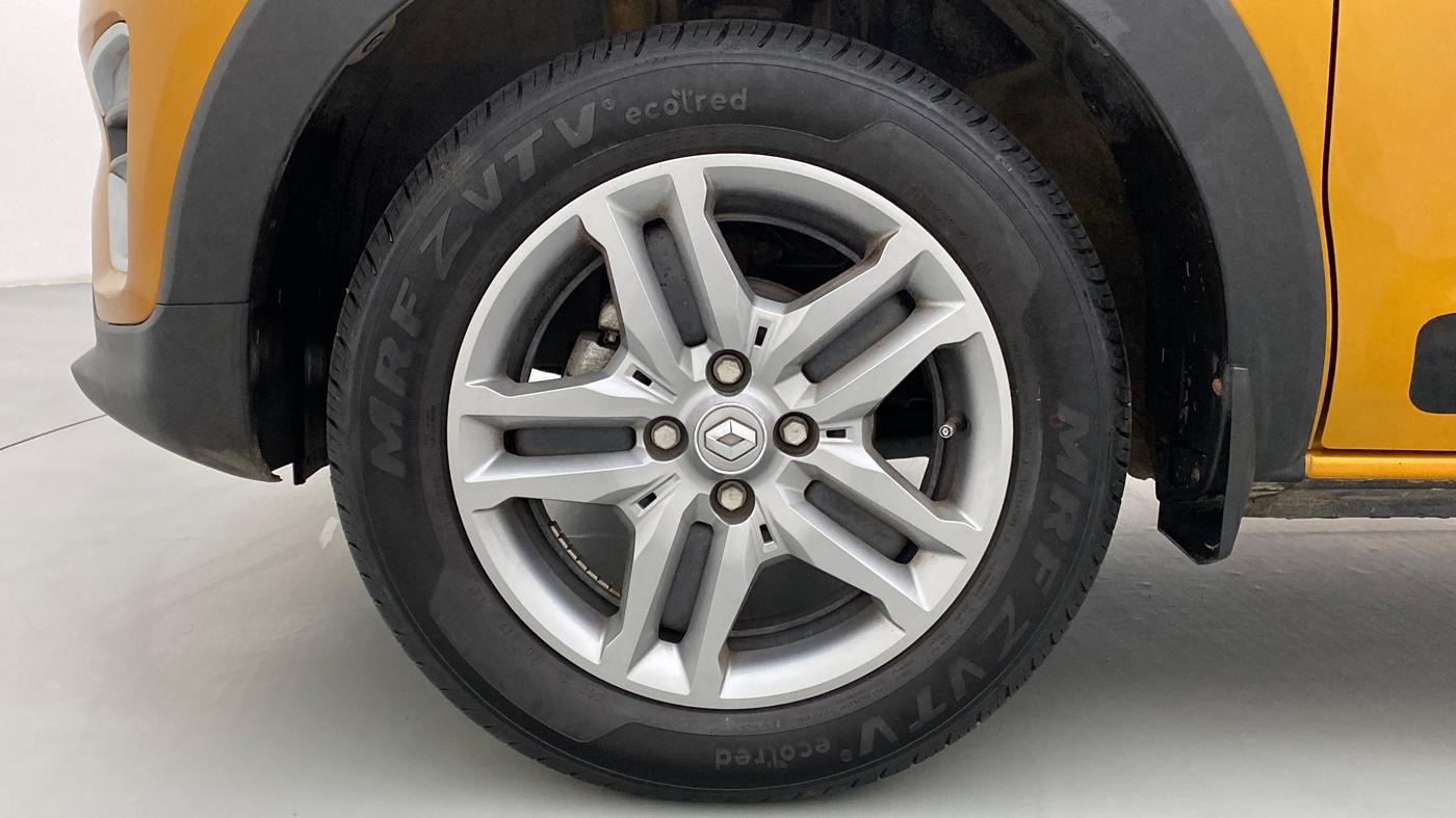 2021 Renault TRIBER RXZ AT, Petrol, Automatic, 10,744 km, Left Front Wheel