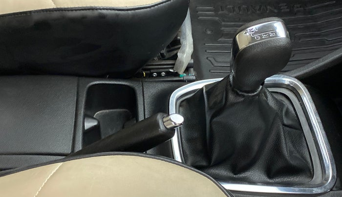 2021 Renault TRIBER RXZ AT, Petrol, Automatic, 10,744 km, Gear Lever