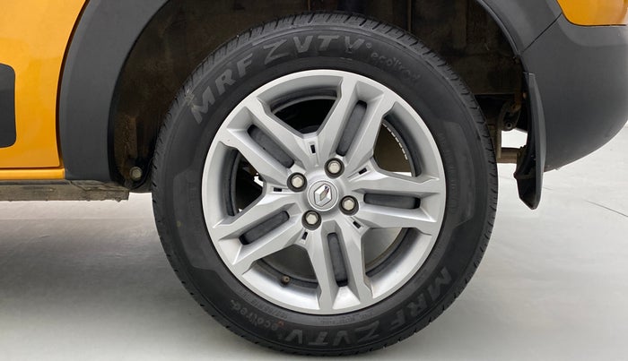 2021 Renault TRIBER RXZ AT, Petrol, Automatic, 10,744 km, Left Rear Wheel