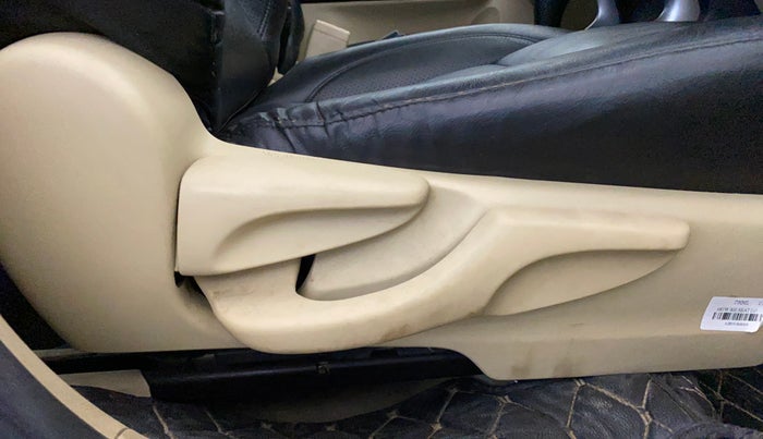 2018 Toyota YARIS J CVT, Petrol, Automatic, 92,260 km, Driver Side Adjustment Panel