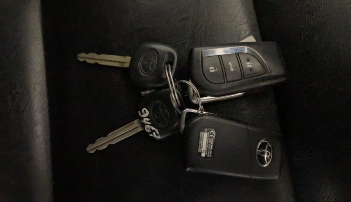 2018 Toyota YARIS J CVT, Petrol, Automatic, 92,260 km, Key Close Up