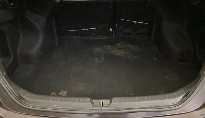 2018 Toyota YARIS J CVT, Petrol, Automatic, 92,260 km, Boot Inside