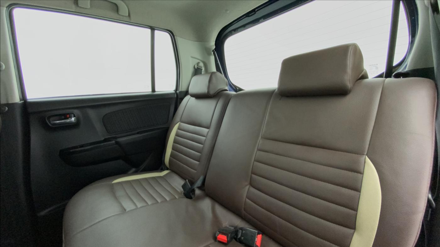 2014 Maruti Wagon R Stingray VXI, Petrol, Manual, 26,464 km, Right Side Door Cabin View