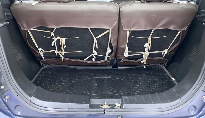 2014 Maruti Wagon R Stingray VXI, Petrol, Manual, 26,464 km, Boot Inside View