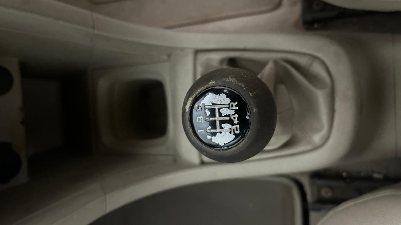 2014 Maruti Swift Dzire VXI, Petrol, Manual, 25,119 km, Gear Lever