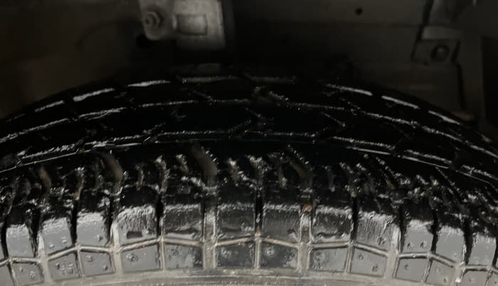 2014 Maruti Swift Dzire VXI, Petrol, Manual, 25,119 km, Right Front Tyre Tread
